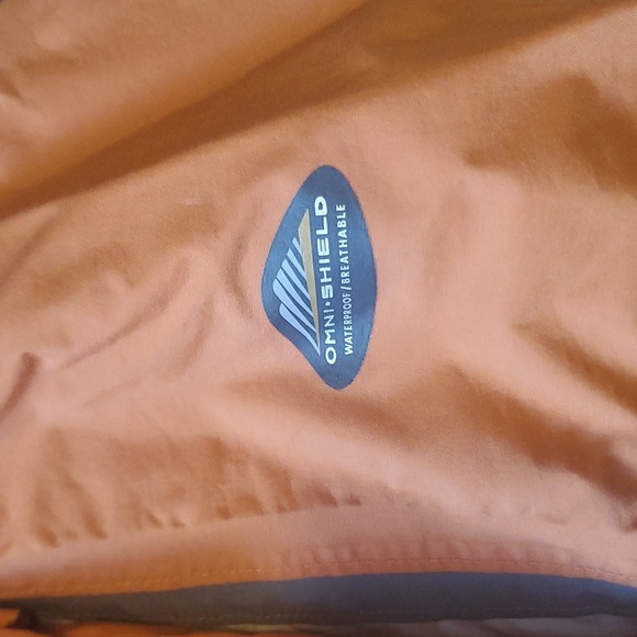 Columbia Vertex ski or snowboard jacket with hood. - Picture 2 of 6